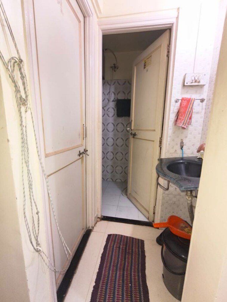 Bathroom, pragati-park-residency 2 Bedroom 900 Sq.Ft. Apartment In Anand Nagar Pune 10580368