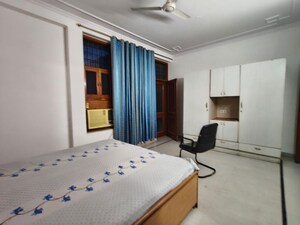 Bedroom in 3 BHK Builder Floor at Sector 31 – for Rent