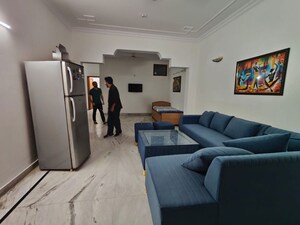 Team Area in 3 BHK Builder Floor at Sector 31 – for Rent