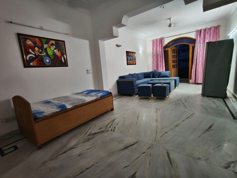 Bedroom, sector 31 3 Bedroom 1800 Sq.Ft. Builder Floor In Sector 31 Gurgaon 10580387