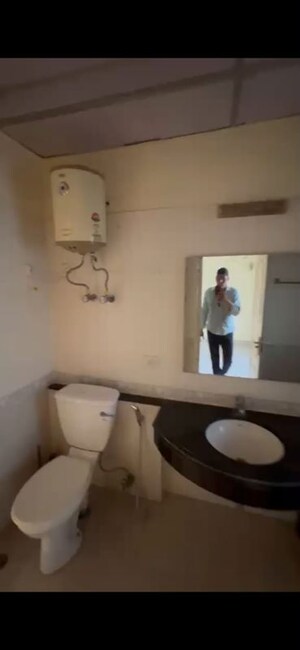 Bathroom in 5 BHK Apartment at Suncity Heights, Sector 54 – for Rent