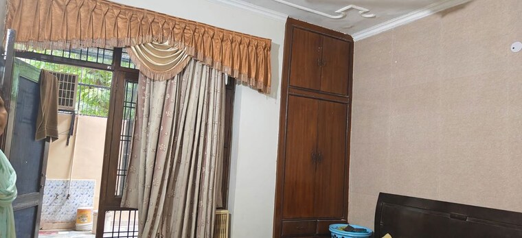 undefined, sector 16 2 Bedroom 160 Sq.Yd. Builder Floor In Sector 16 Faridabad 10580447