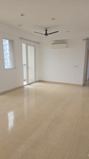 Room in 3 BHK Apartment at Conscient Habitat 102, Sector 102 – for Sale