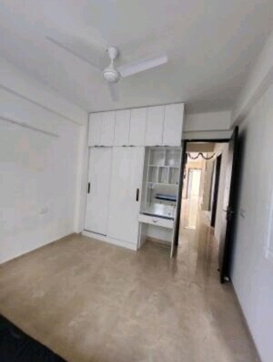 Room in 3 BHK Builder Floor at Signature Global Park 4 and 5, Sohna Sector 36 – for Rent