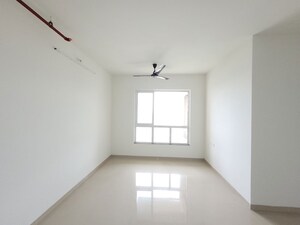 Room in 2 BHK Apartment at Puranik City Reserva, Ghodbunder Road – for Rent