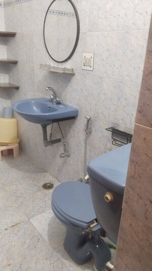 Bathroom in 2 BHK Builder Floor at Gomti Nagar – for Rent