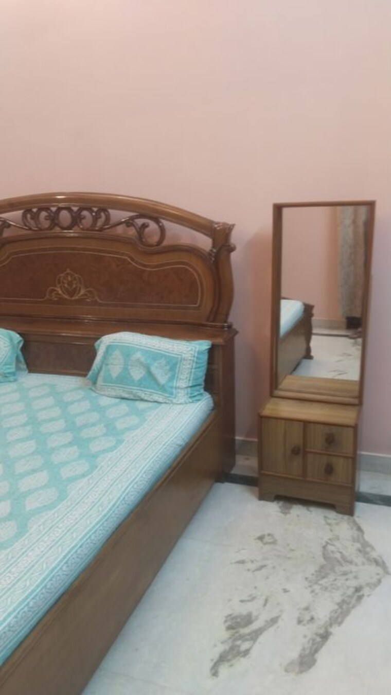 Bedroom, gomti nagar 2 Bedroom 1000 Sq.Ft. Builder Floor In Gomti Nagar Lucknow 10580470