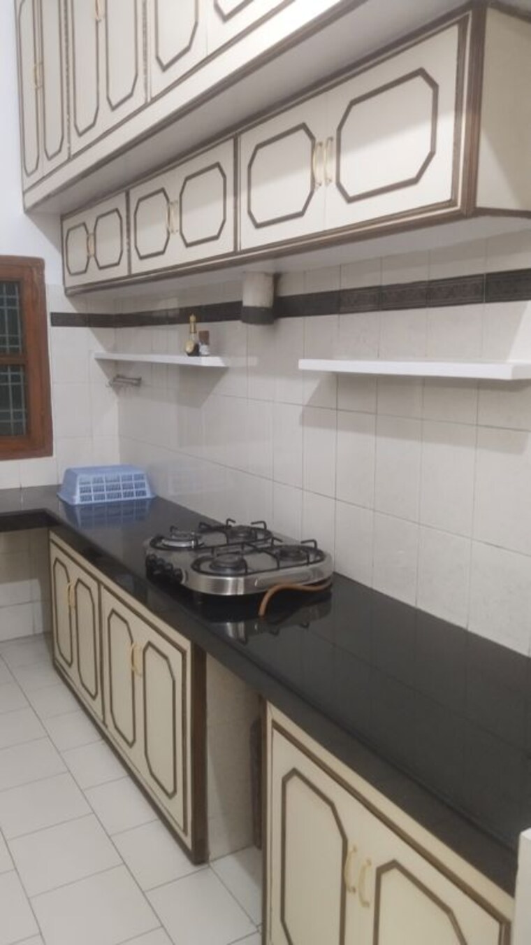 Kitchen, gomti nagar 2 Bedroom 1000 Sq.Ft. Builder Floor In Gomti Nagar Lucknow 10580470