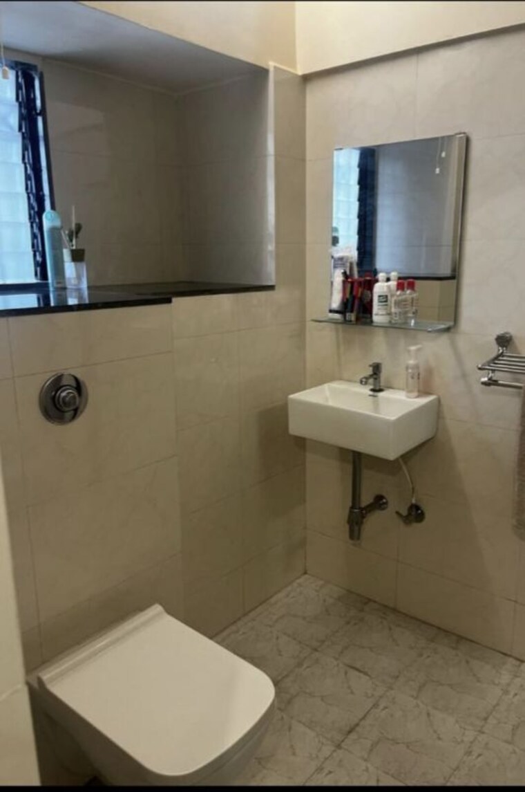 Bathroom, dadar west 1 Bedroom 650 Sq.Ft. Apartment In Dadar West Mumbai 10580483