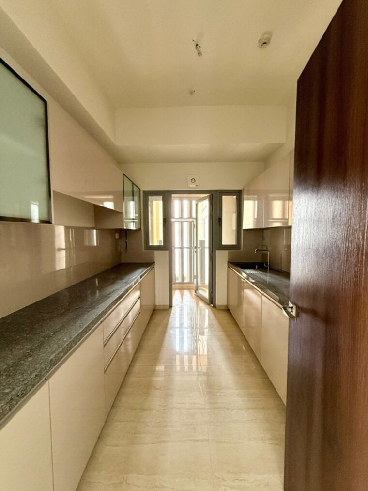 Kitchen, piramal-aranya 5 Bedroom 1900 Sq.Ft. Apartment In Byculla Mumbai 10580507