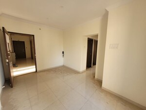 Room in 2 BHK Apartment at Raunak Delight, Owale – for Rent