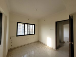 Room in 2 BHK Apartment at Raunak Delight, Owale – for Rent