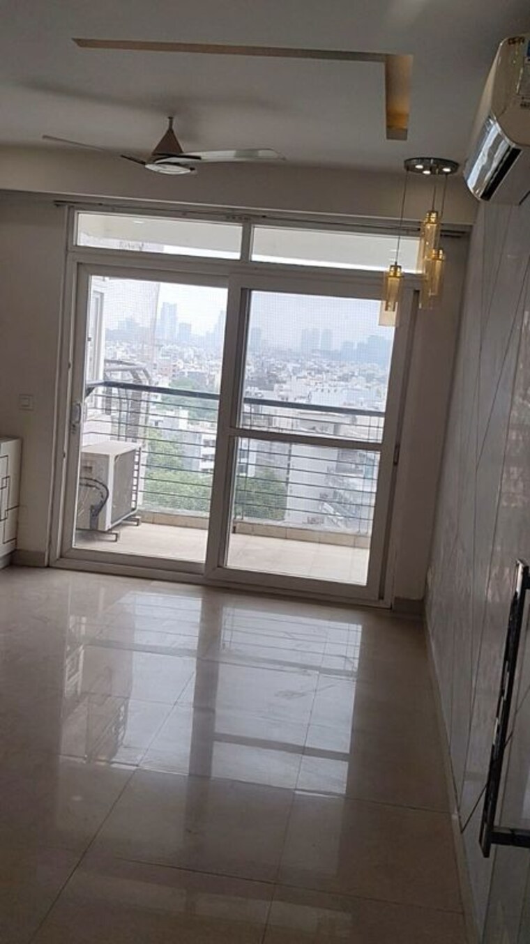 Balcony, satguru-apartments 3.5 Bedroom 2800 Sq.Ft. Apartment In Sector 52 Gurgaon 10580496
