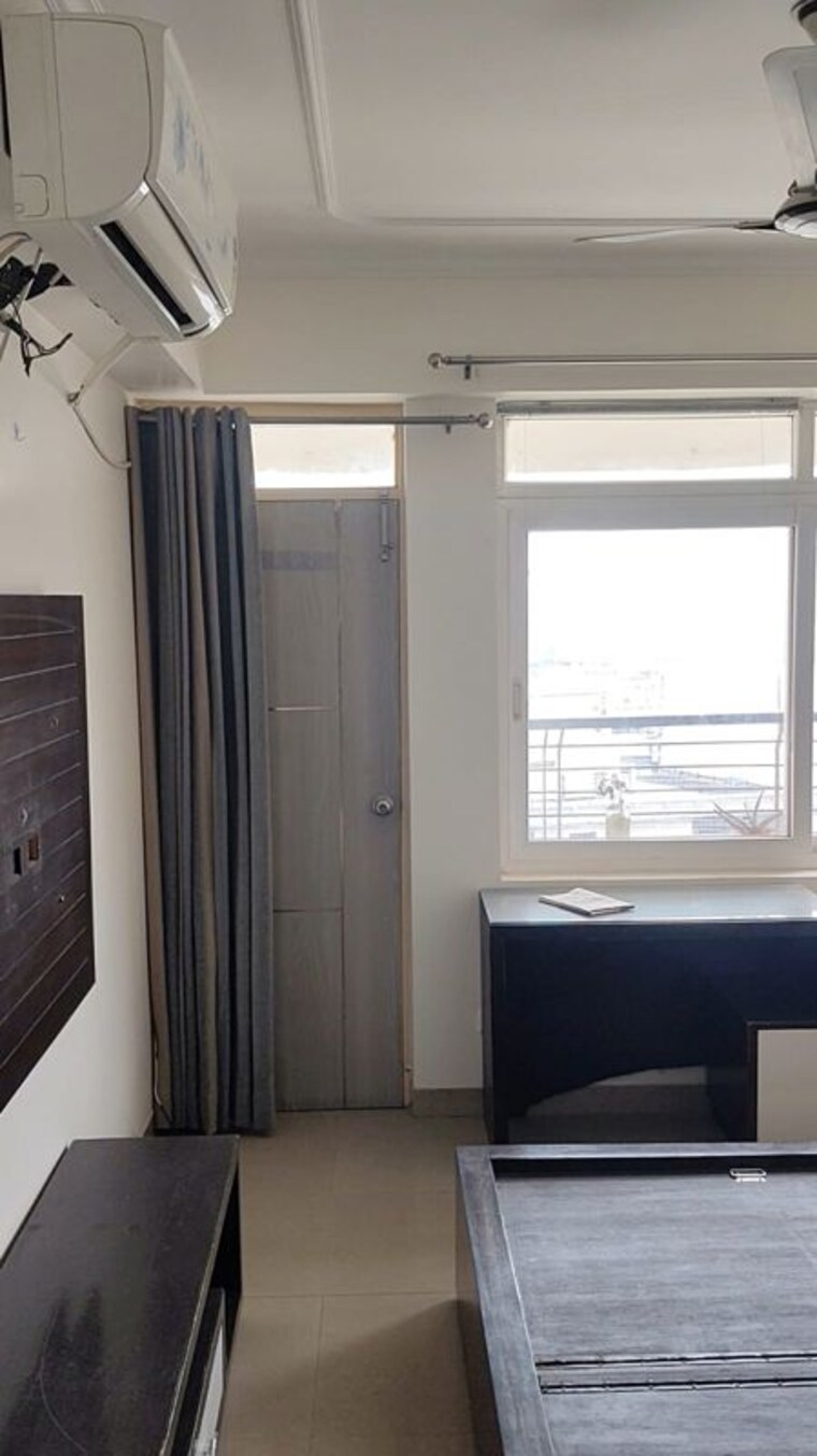 undefined, satguru-apartments 3.5 Bedroom 2800 Sq.Ft. Apartment In Sector 52 Gurgaon 10580496