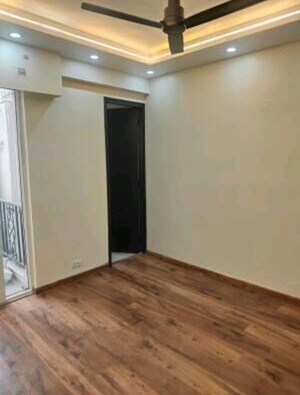 Room in 3 BHK Builder Floor at Signature Global Park 4 and 5, Sohna Sector 36 – for Rent