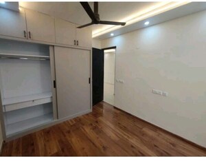 Room in 3 BHK Builder Floor at Signature Global Park 4 and 5, Sohna Sector 36 – for Rent