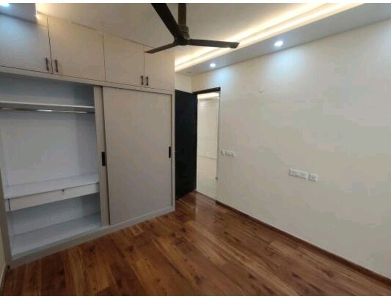 Room, signature-global-park-4-and-5 3 Bedroom 1181 Sq.Ft. Builder Floor In Sohna Sector 36 Gurgaon 10580509