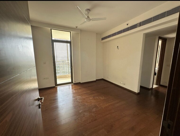 Room, emaar-the-palm-springs 3 Bedroom 3000 Sq.Ft. Apartment In Sector 54 Gurgaon 10580513