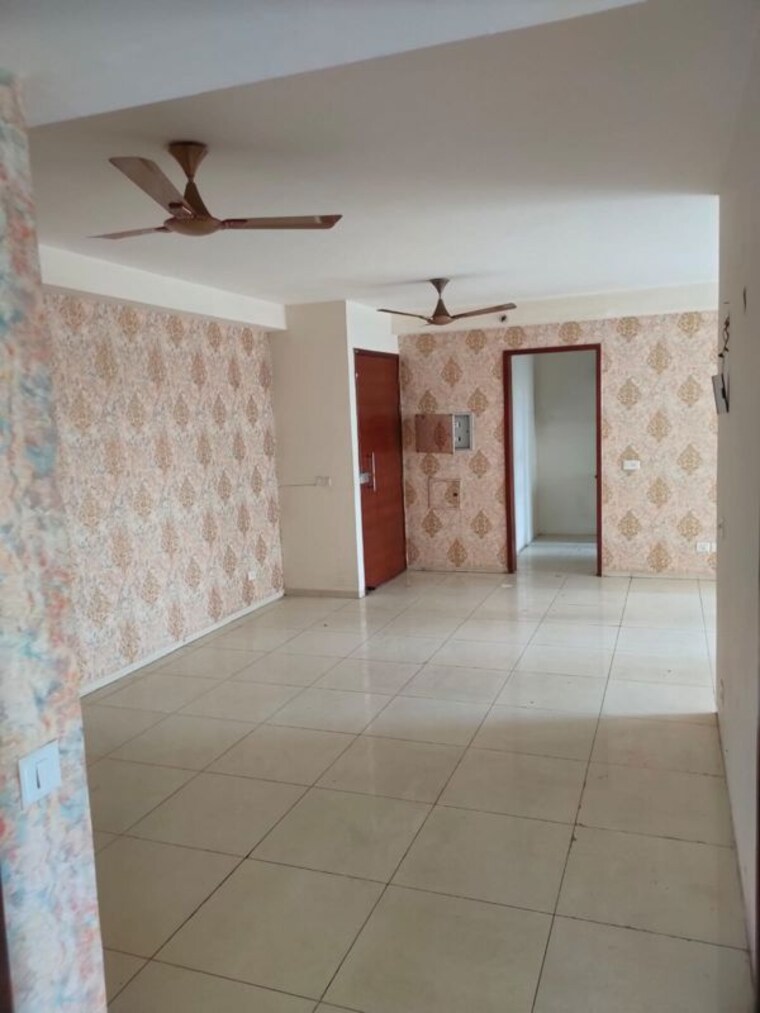 Bathroom, sunworld-arista 3.5 Bedroom 2280 Sq.Ft. Apartment In Sector 168 Noida 10580528
