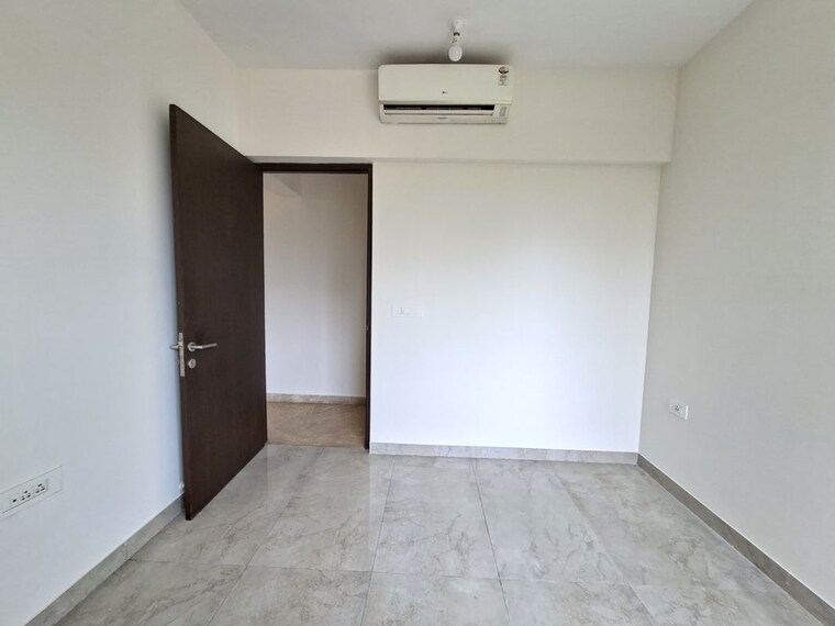 Bedroom, lodha-luxuria 2 Bedroom 767 Sq.Ft. Apartment In Majiwada Thane 10580530