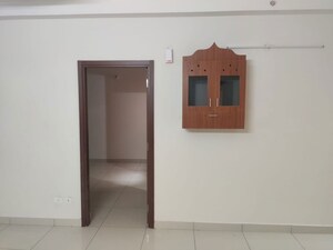 Building Lobby in 2 BHK Apartment at Prestige Finsbury Park Hyde, Bagaluru – for Rent
