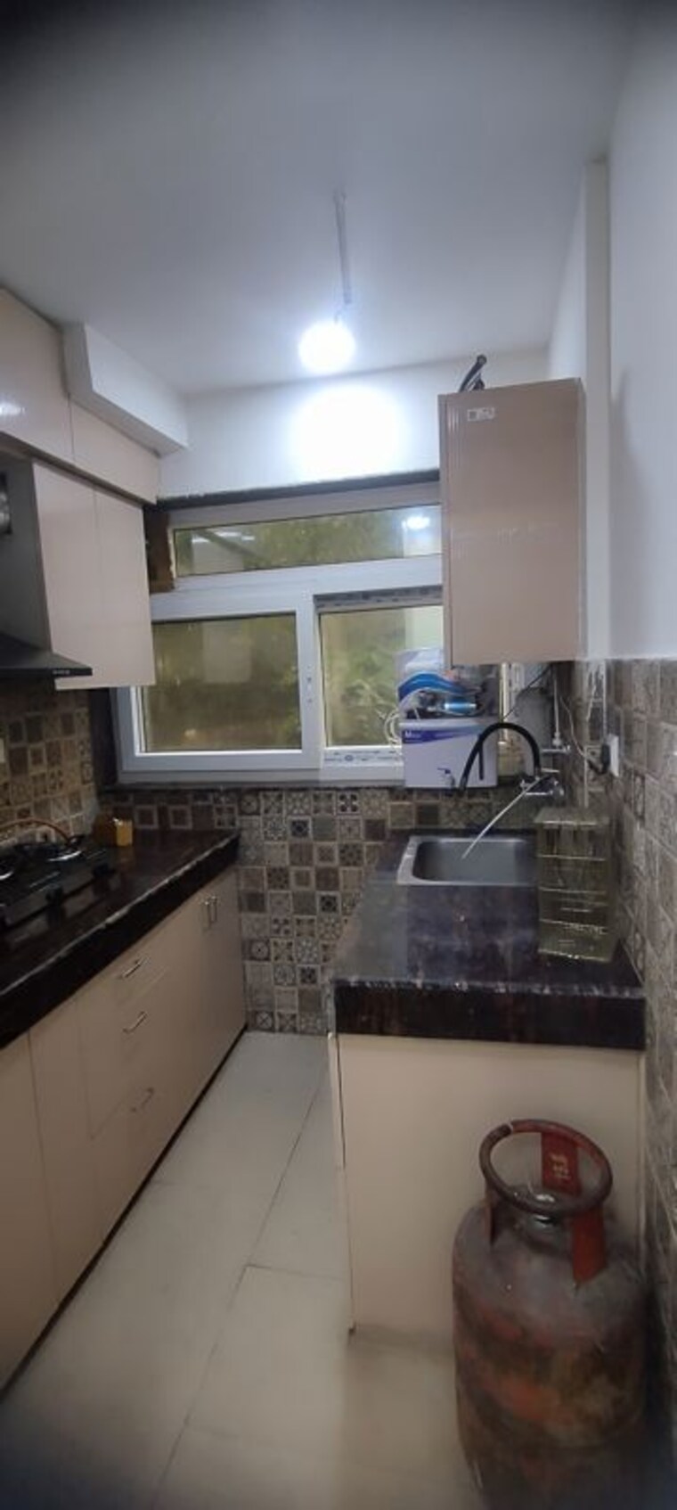 Kitchen, dlf-capital-greens-phase-i-and-ii Studio 370 Sq.Ft. Apartment In Moti Nagar Delhi 10580542