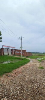 900 Sq.Ft. Plot in Pandeypur
