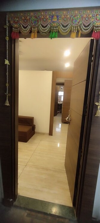 StudioApartment For Rent in DLF Capital Greens Phase I And II in Moti Nagar, Delhi