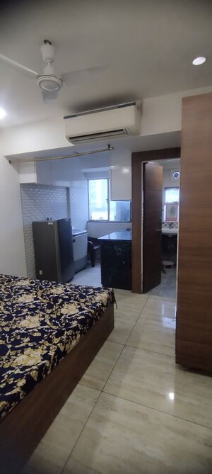Bedroom in Studio Apartment at DLF Capital Greens Phase I And II, Moti Nagar – for Rent
