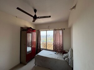 Bedroom in 2 BHK Apartment at Dosti Acres Aster, Wadala East – for Rent