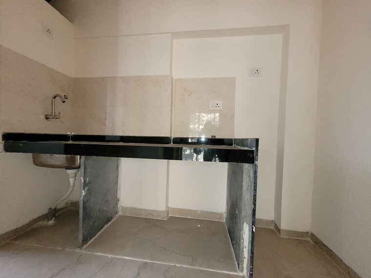 Kitchen, haware-estate 1.5 Bedroom 520 Sq.Ft. Apartment In Kasarvadavali Thane 10580554