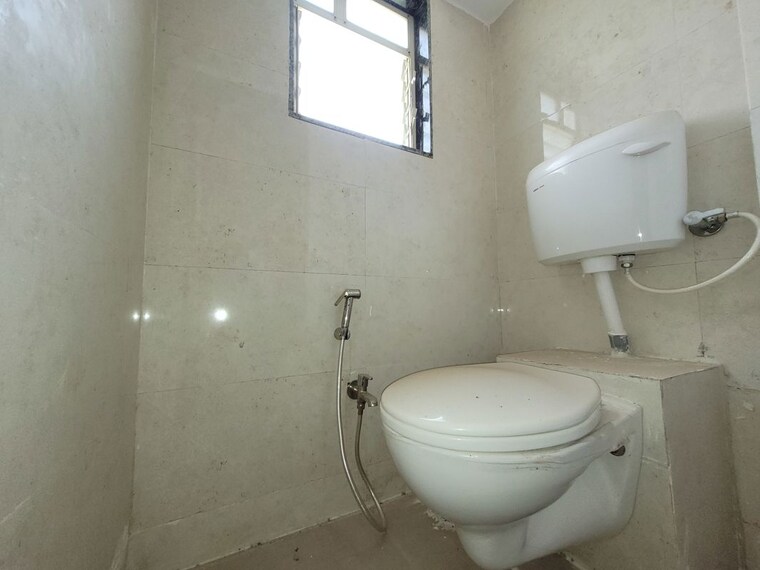 Bathroom, haware-estate 1.5 Bedroom 520 Sq.Ft. Apartment In Kasarvadavali Thane 10580554