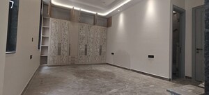 Room in 4 BHK Builder Floor at Vasant Kunj – for Sale