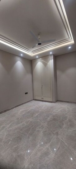 4 BHK + Prayer Room,Servant Room Builder Floor For Sale in Vasant Kunj