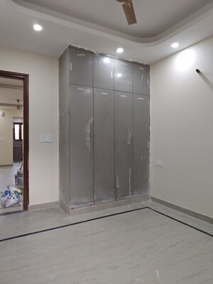 Building Lobby in 3 BHK Builder Floor at Sharma Homes 1, Sector 37 – for Rent