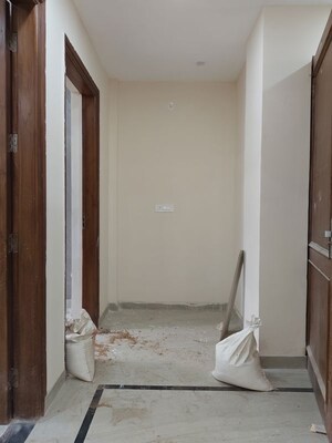 Building Lobby in 3 BHK Builder Floor at Sharma Homes 1, Sector 37 – for Rent