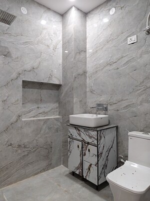 Balcony in 3 BHK Builder Floor at Sharma Homes 1, Sector 37 – for Rent