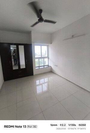 Room in 2 BHK Apartment at Vajram Newtown, Thanisandra Main Road – for Rent