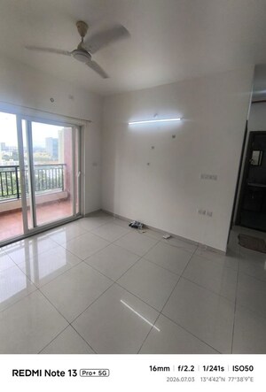 Room in 2 BHK Apartment at Vajram Newtown, Thanisandra Main Road – for Rent