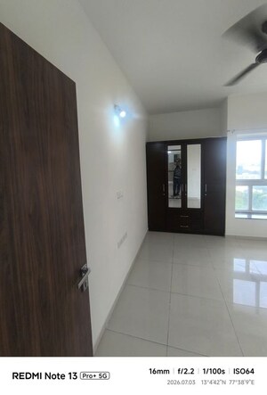 Room in 2 BHK Apartment at Vajram Newtown, Thanisandra Main Road – for Rent