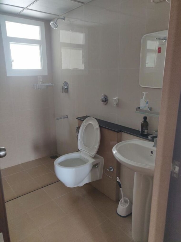 Bathroom, purva-palm-beach 3 Bedroom 1679 Sq.Ft. Apartment In Hennur Road Bangalore 10580594