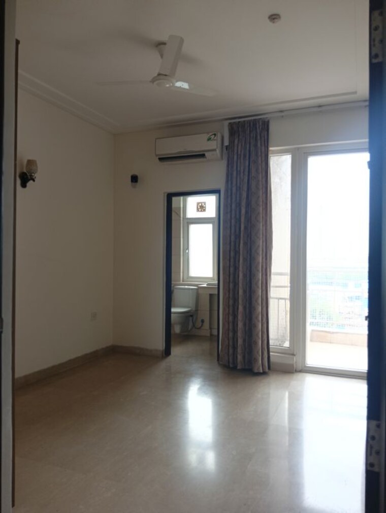 Room, puri-diplomatic-greens-phase-i 3 Bedroom 1700 Sq.Ft. Apartment In Sector 111 Gurgaon 10580587