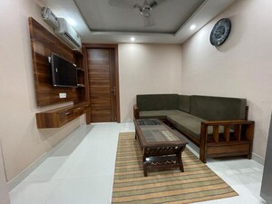Kitchen in 2 BHK Builder Floor at Sector 31 – for Rent