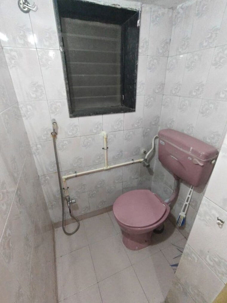 Bathroom, bramha-aangan 2 Bedroom 1050 Sq.Ft. Apartment In Salunkhe Vihar Society Pune 10580655