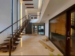 Staircase in 5 BHK Villa at Gadaipur – for Rent
