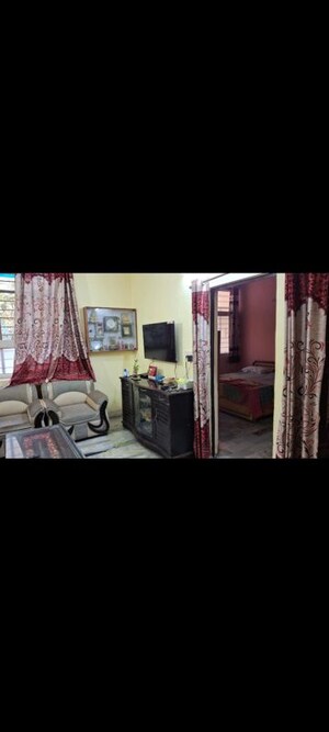 Bedroom in 1 BHK Builder Floor at Royce Vaishali, Vaishali Sector 3 – for Rent
