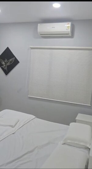 Room in 3 BHK Builder Floor at Film Nagar – for Rent