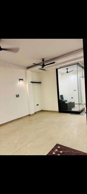 Room in 3 BHK Builder Floor at Kanha Apartments Indirapuram, Shakti Khand 2 – for Rent