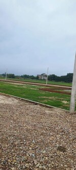 1390 Sq.Ft. Plot in Pandeypur