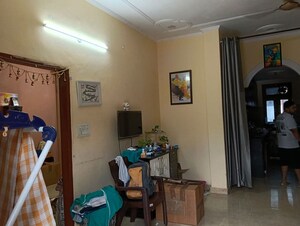Living Room in 2 BHK Builder Floor at Sector 15 – for Rent